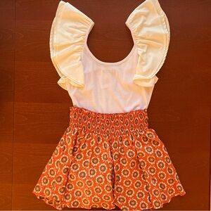 BUCKETLIST SET - White Ruffle Tank and Flutter Shorts Set, Size: Adult Small